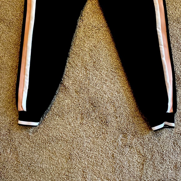 Zara Sport Jogger with Side Stripe Detail - Picture 3 of 5